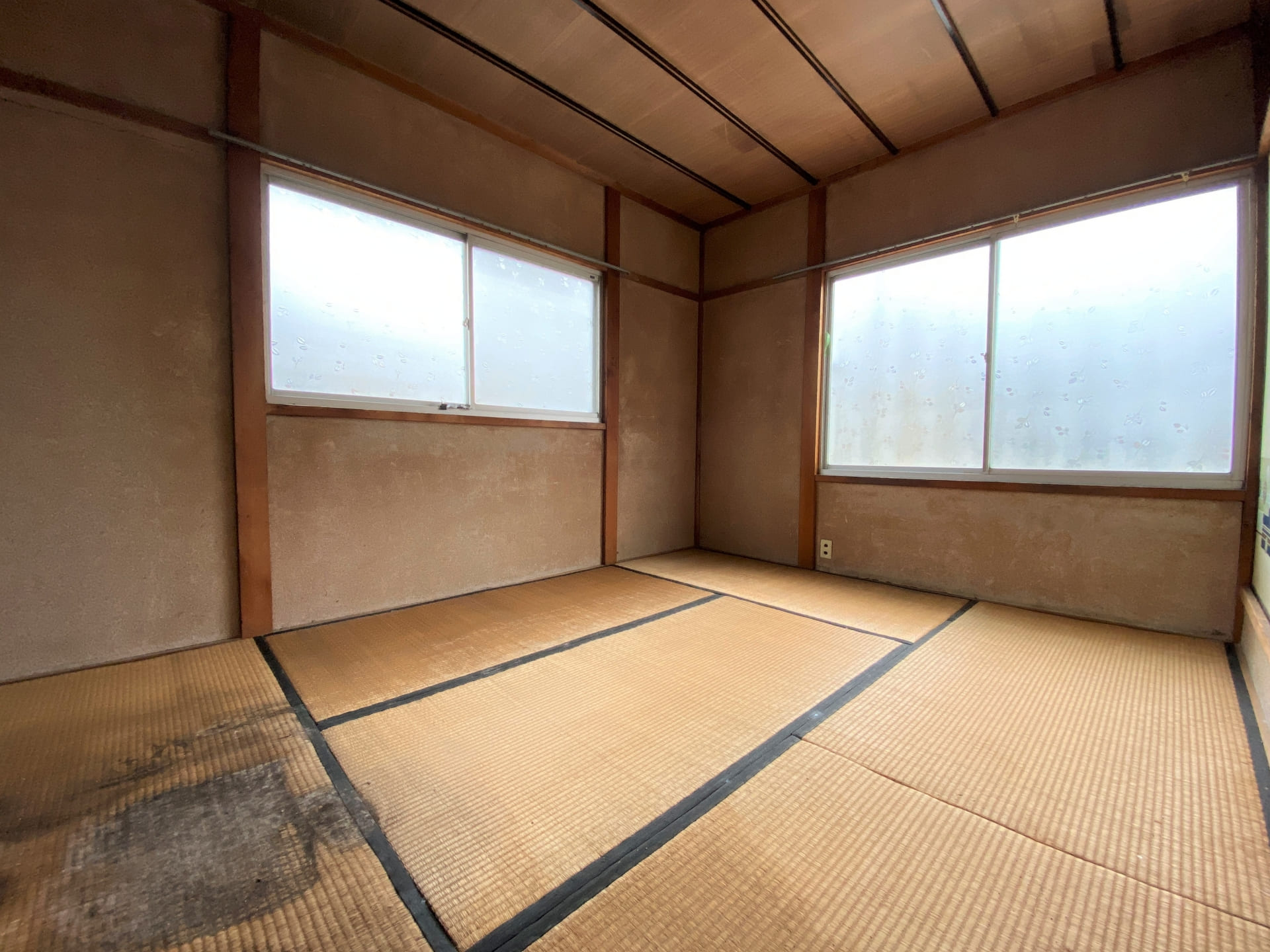 空き家は売るべき？それとも活用すべき？